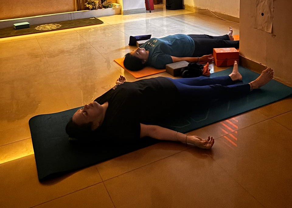 Vinyasa flow yoga class